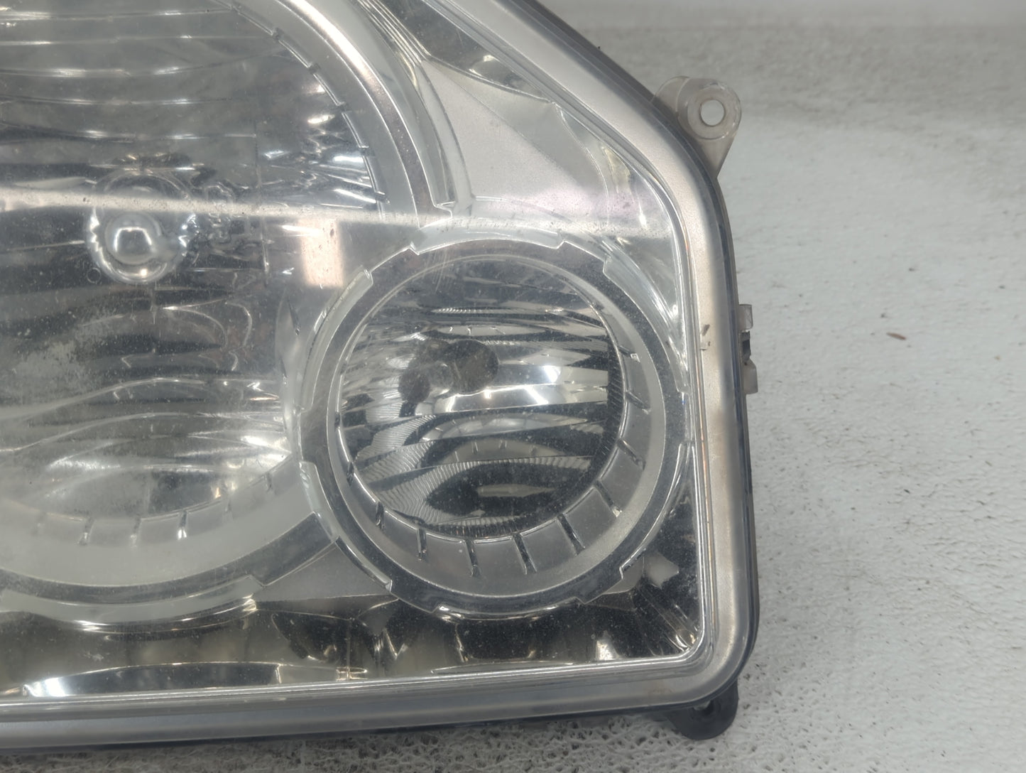 2008-2012 Jeep Liberty Driver Left Oem Head Light Headlight Lamp - Oemusedautoparts1.com