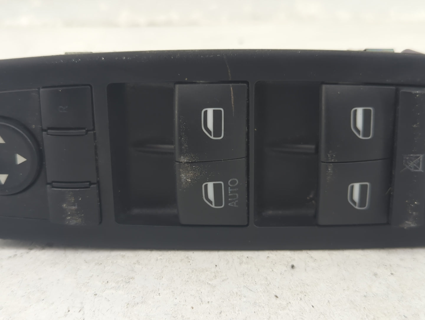 2008-2012 Jeep Liberty Master Power Window Switch Replacement Driver Side Left P/N:04602632AG Fits OEM Used Auto Parts - Oem