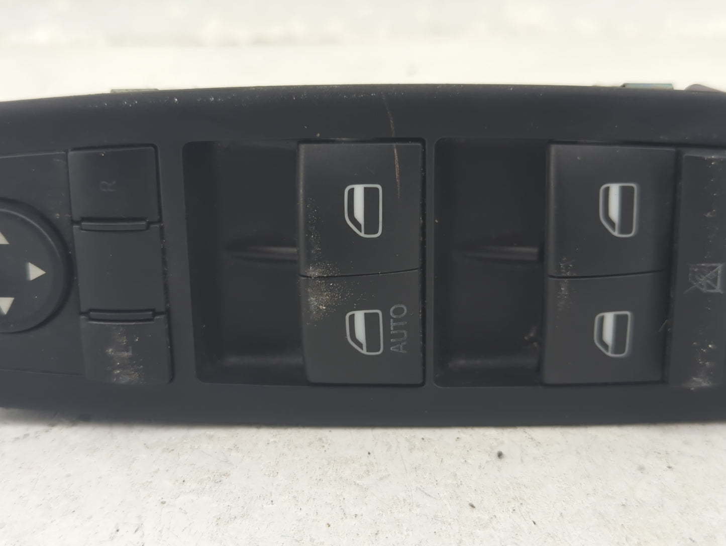 2008-2012 Jeep Liberty Master Power Window Switch Replacement Driver Side Left P/N:04602632AG Fits OEM Used Auto Parts - Oem