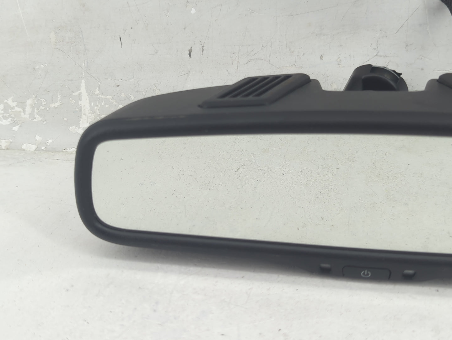 2011-2012 Jeep Liberty Interior Rear View Mirror Replacement OEM P/N:55157457AC Fits Fits 2010 2011 2012 2013 2014 2015 2016
