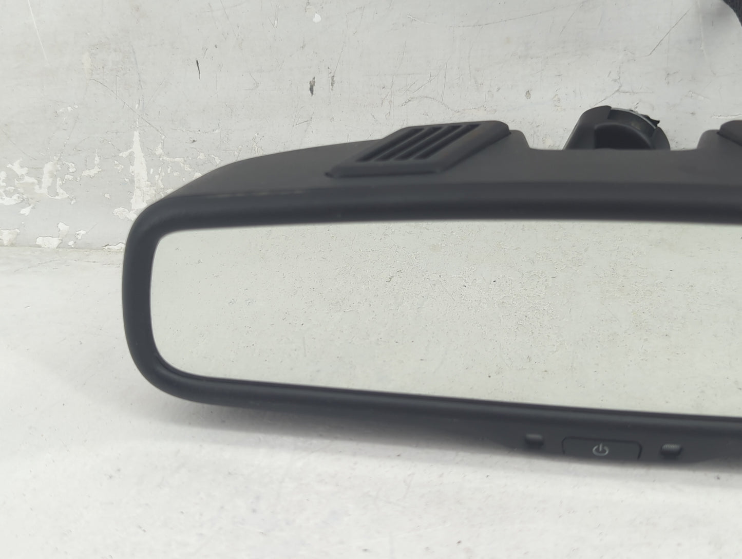 2011-2012 Jeep Liberty Interior Rear View Mirror Replacement OEM P/N:55157457AC Fits Fits 2010 2011 2012 2013 2014 2015 2016