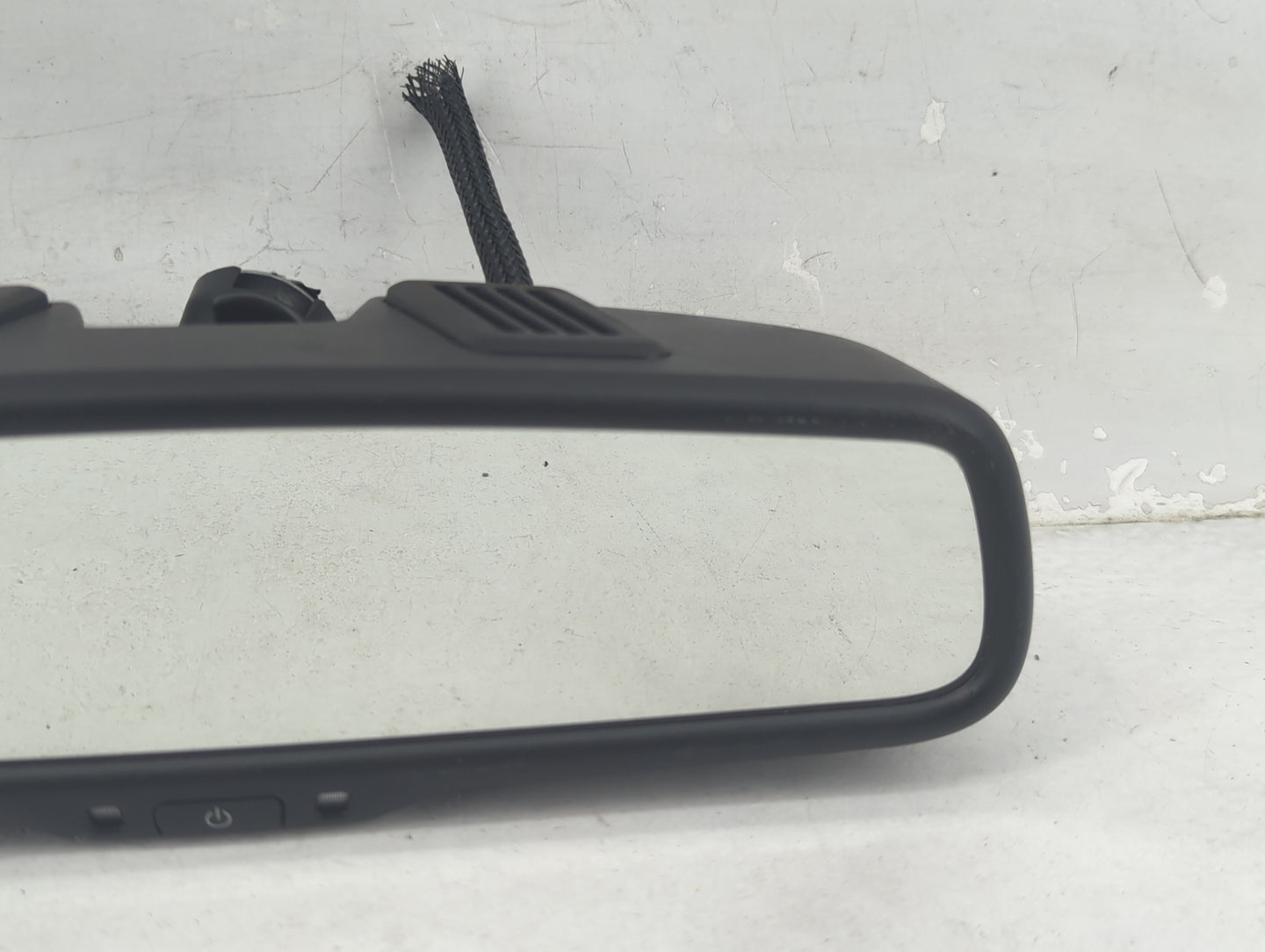 2011-2012 Jeep Liberty Interior Rear View Mirror Replacement OEM P/N:55157457AC Fits Fits 2010 2011 2012 2013 2014 2015 2016