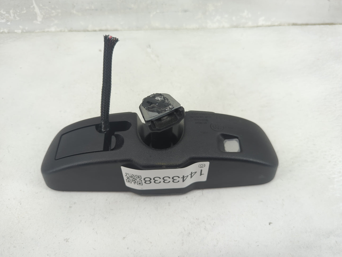 2011-2012 Jeep Liberty Interior Rear View Mirror Replacement OEM P/N:55157457AC Fits Fits 2010 2011 2012 2013 2014 2015 2016