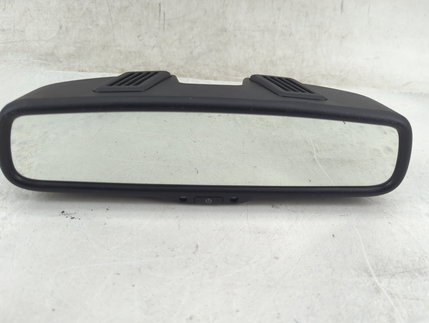 2011-2012 Jeep Liberty Interior Rear View Mirror Replacement OEM P/N:55157457AC Fits Fits 2010 2011 2012 2013 2014 2015 2016