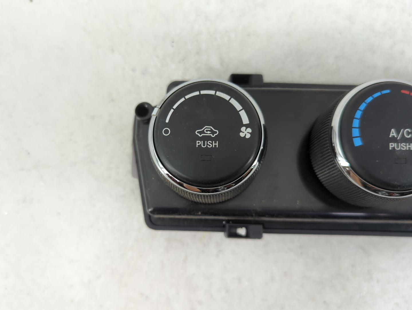 2010-2012 Jeep Liberty Climate Control Module Temperature AC/Heater Replacement P/N:P55111943AE Fits Fits 2010 2011 2012 OEM