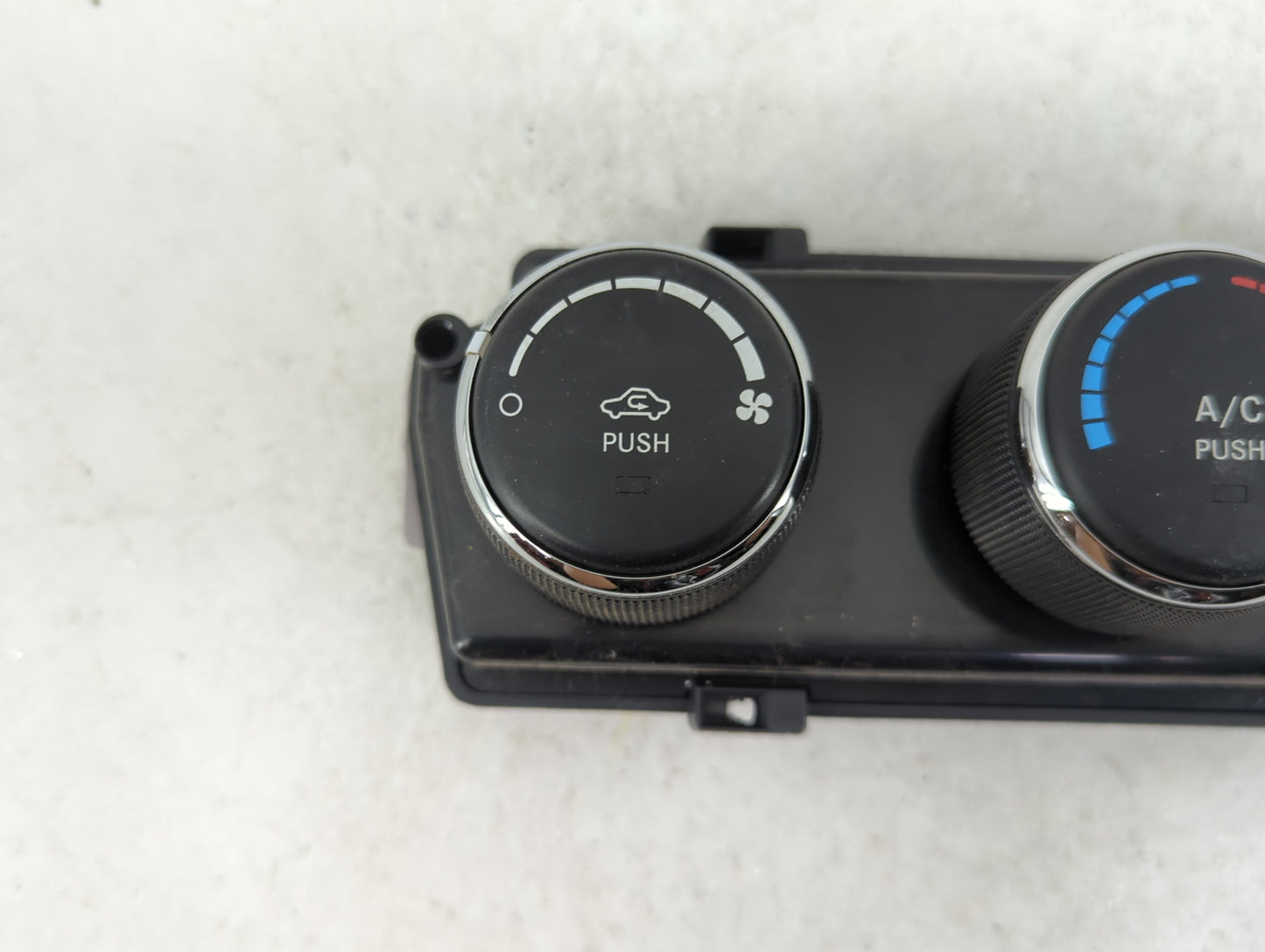 2010-2012 Jeep Liberty Climate Control Module Temperature AC/Heater Replacement P/N:P55111943AE Fits Fits 2010 2011 2012 OEM