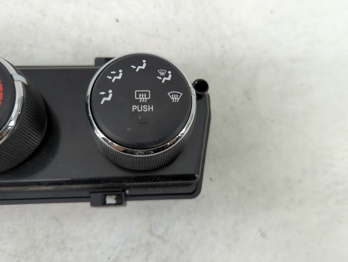 2010-2012 Jeep Liberty Climate Control Module Temperature AC/Heater Replacement P/N:P55111943AE Fits Fits 2010 2011 2012 OEM