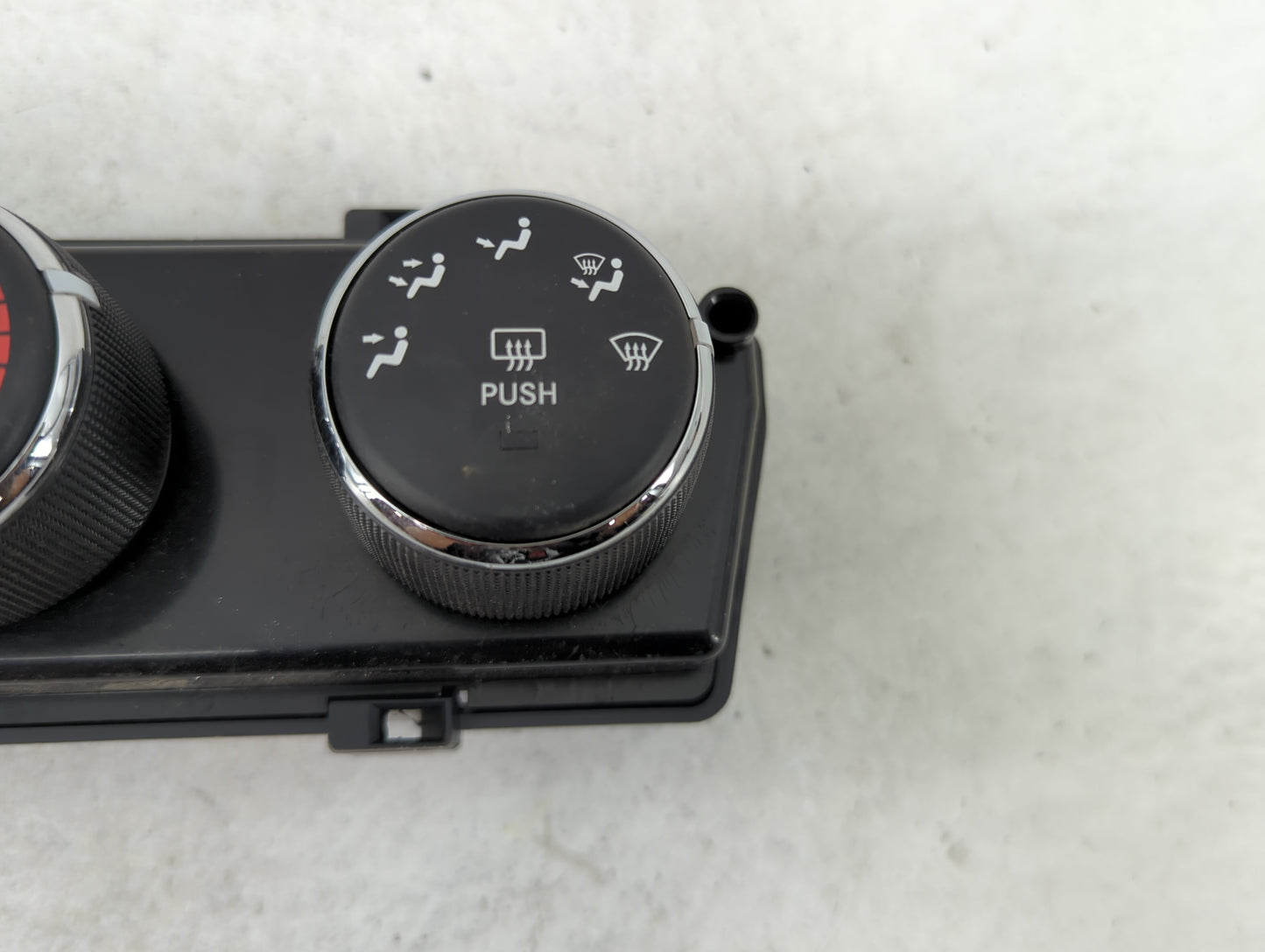 2010-2012 Jeep Liberty Climate Control Module Temperature AC/Heater Replacement P/N:P55111943AE Fits Fits 2010 2011 2012 OEM