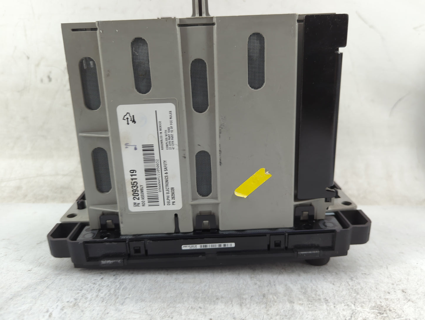 2012 Jeep Liberty Radio AM FM Cd Player Receiver Replacement P/N:20935119 28256339 Fits OEM Used Auto Parts - Oemusedautopar