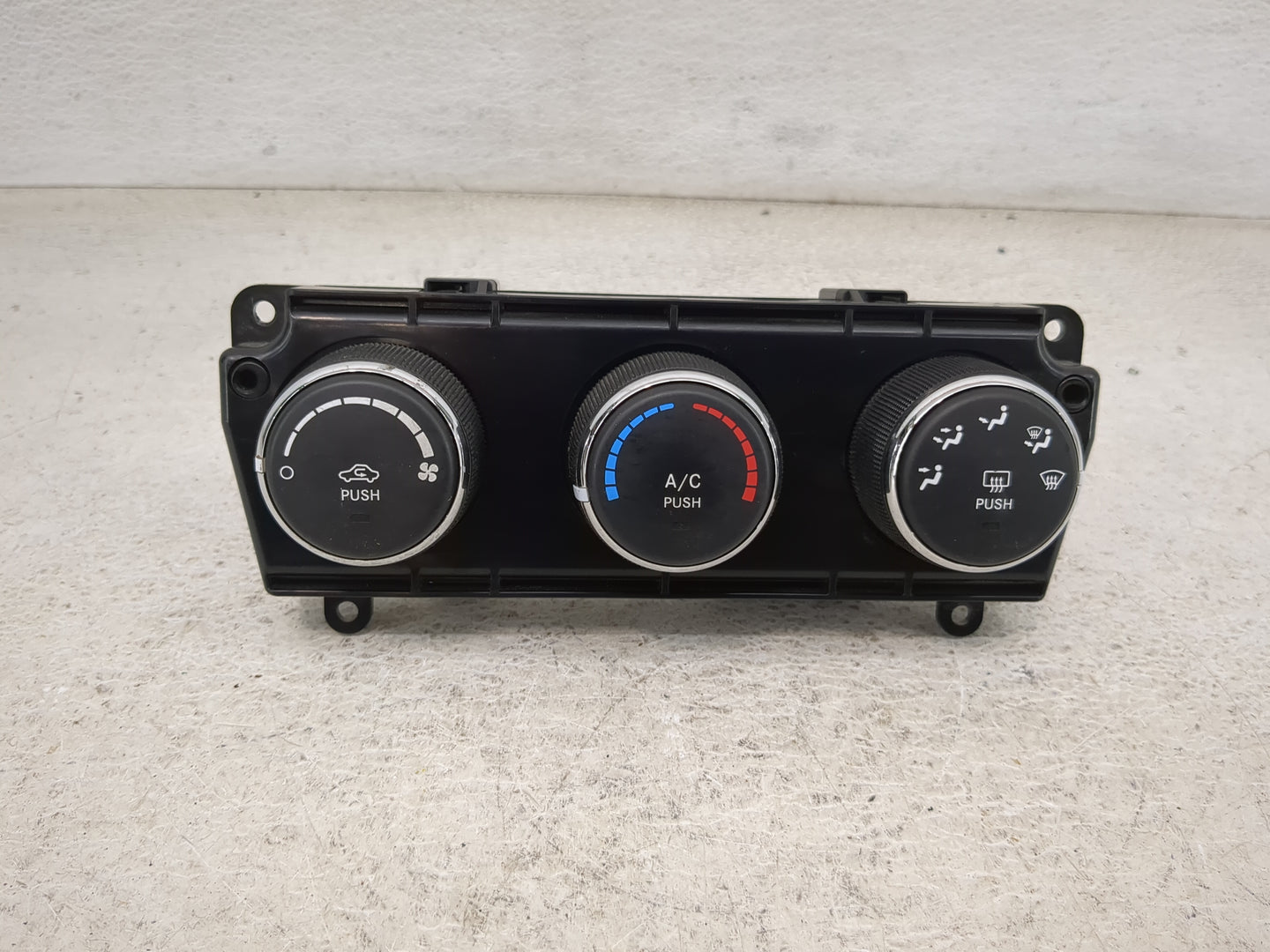 2010-2012 Jeep Liberty Climate Control Module Temperature AC/Heater Replacement P/N:P55111943AE Fits Fits 2010 2011 2012 OEM