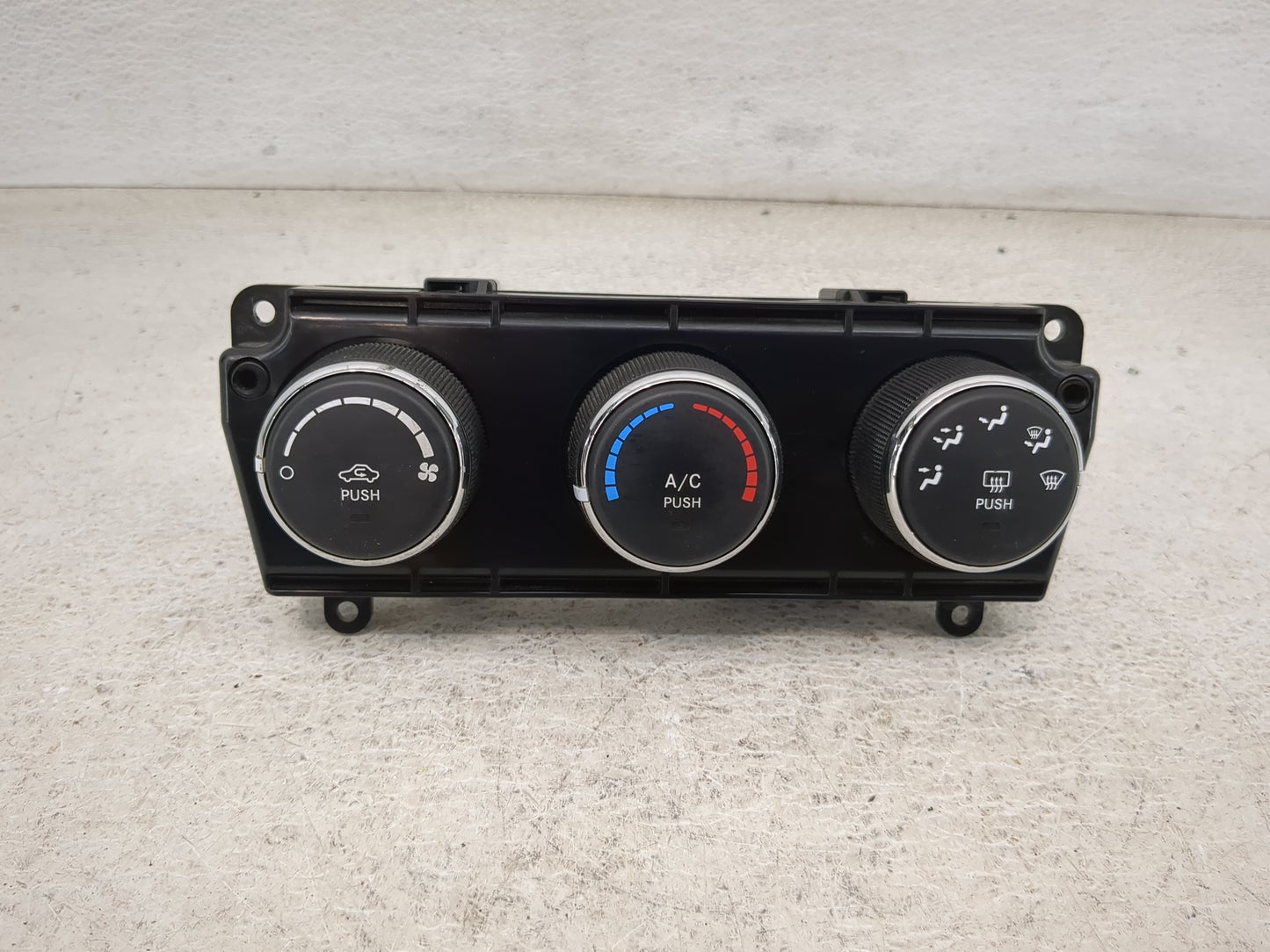 2010-2012 Jeep Liberty Climate Control Module Temperature AC/Heater Replacement P/N:P55111943AE Fits Fits 2010 2011 2012 OEM