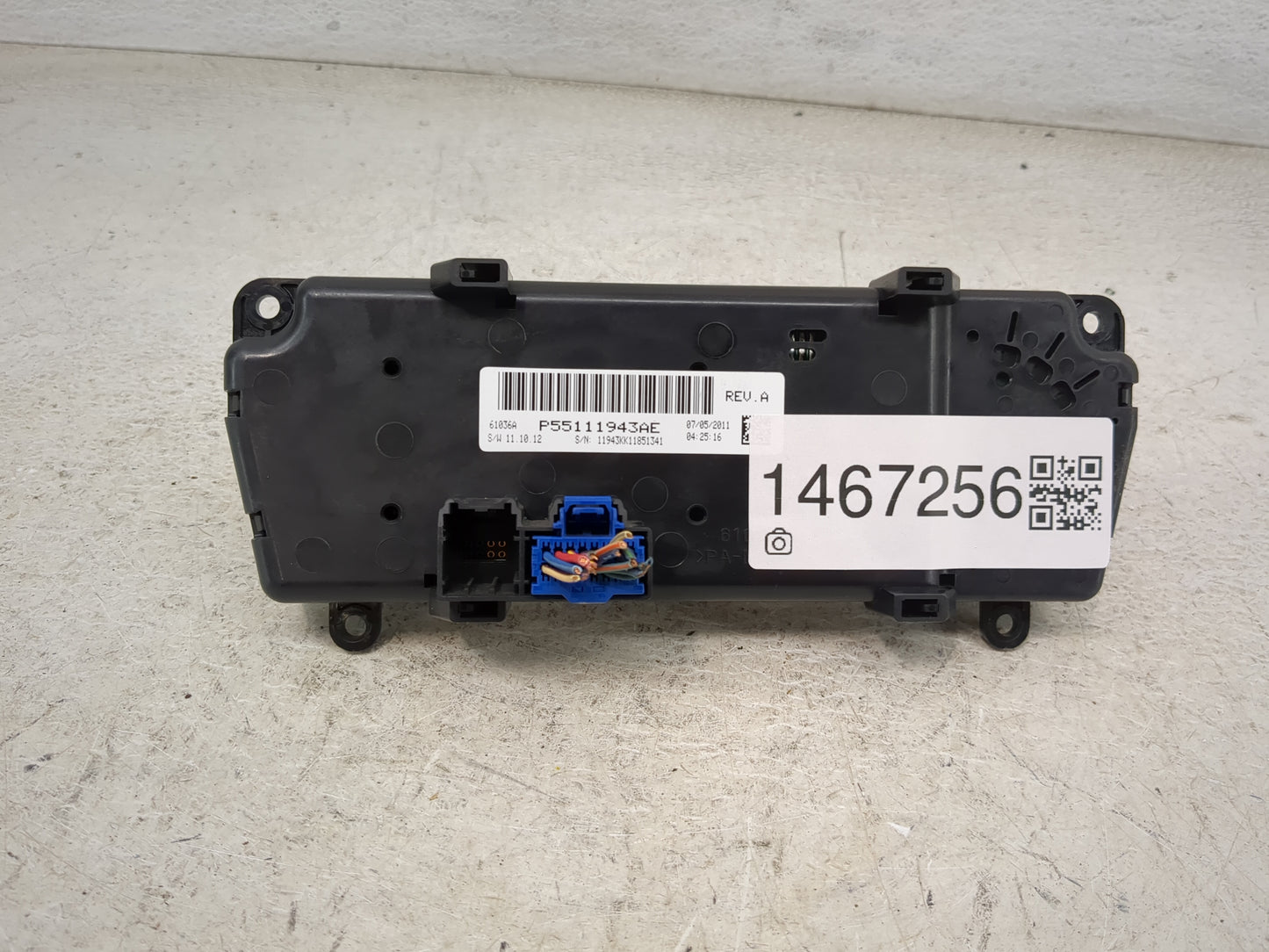 2010-2012 Jeep Liberty Climate Control Module Temperature AC/Heater Replacement P/N:P55111943AE Fits Fits 2010 2011 2012 OEM