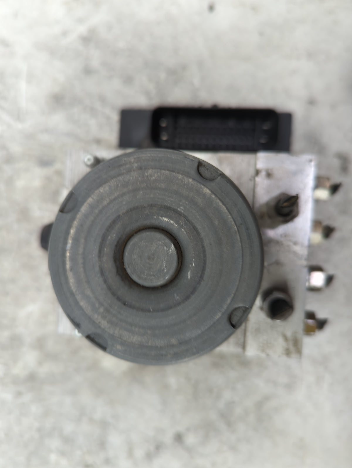 2011 Jeep Liberty Anti-Lock Brake ABS Pump Module Actuator OEM P/N:P05154233AB TBH1082B0103, 0265950417, 0265236340 Fits OEM