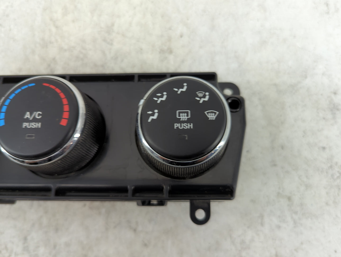 2010-2012 Jeep Liberty Climate Control Module Temperature AC/Heater Replacement P/N:P55111943AD Fits Fits 2010 2011 2012 OEM