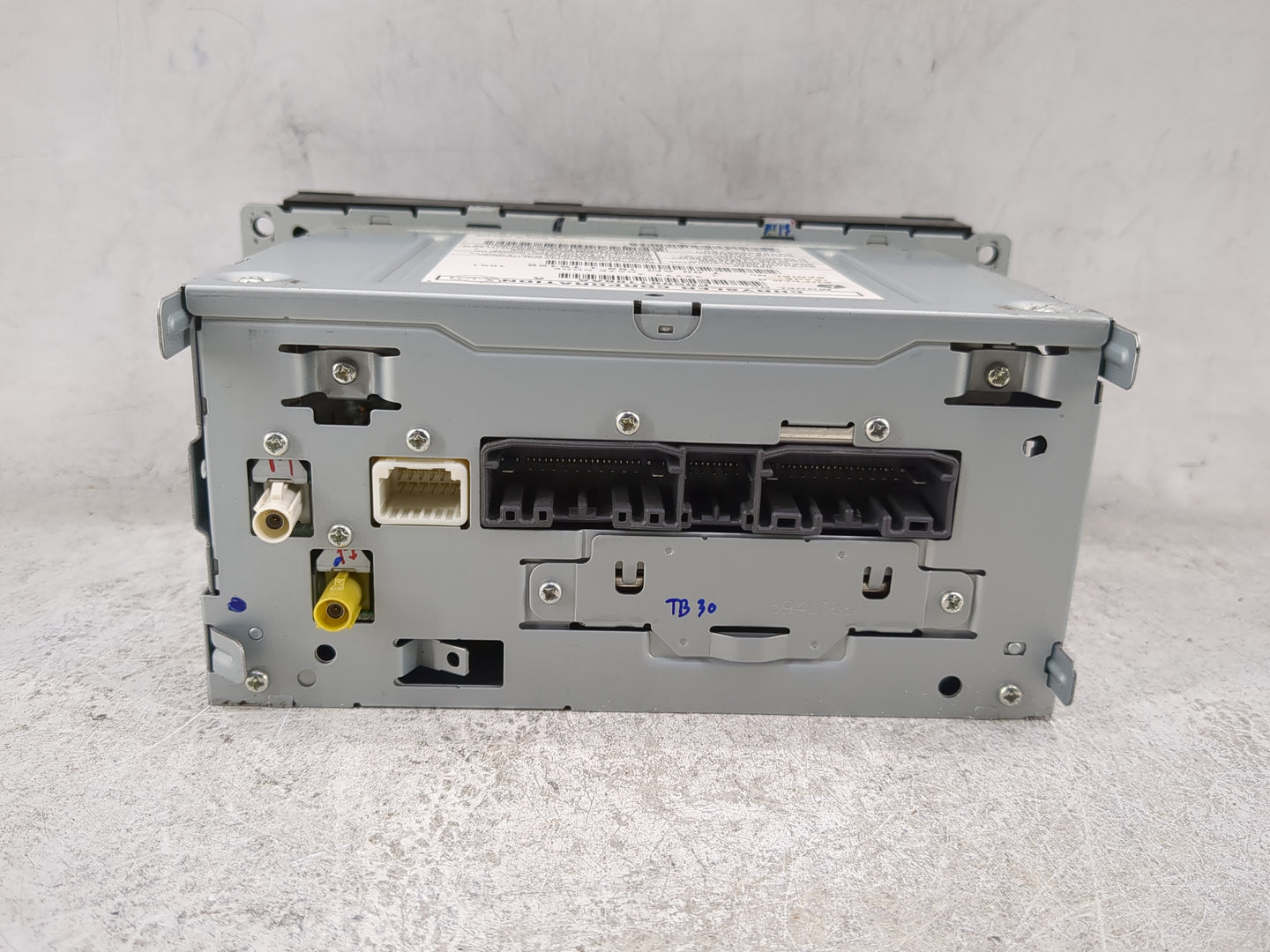 2012 Jeep Liberty Radio AM FM Cd Player Receiver Replacement P/N:P05091186AA Fits OEM Used Auto Parts - Oemusedautoparts1.co