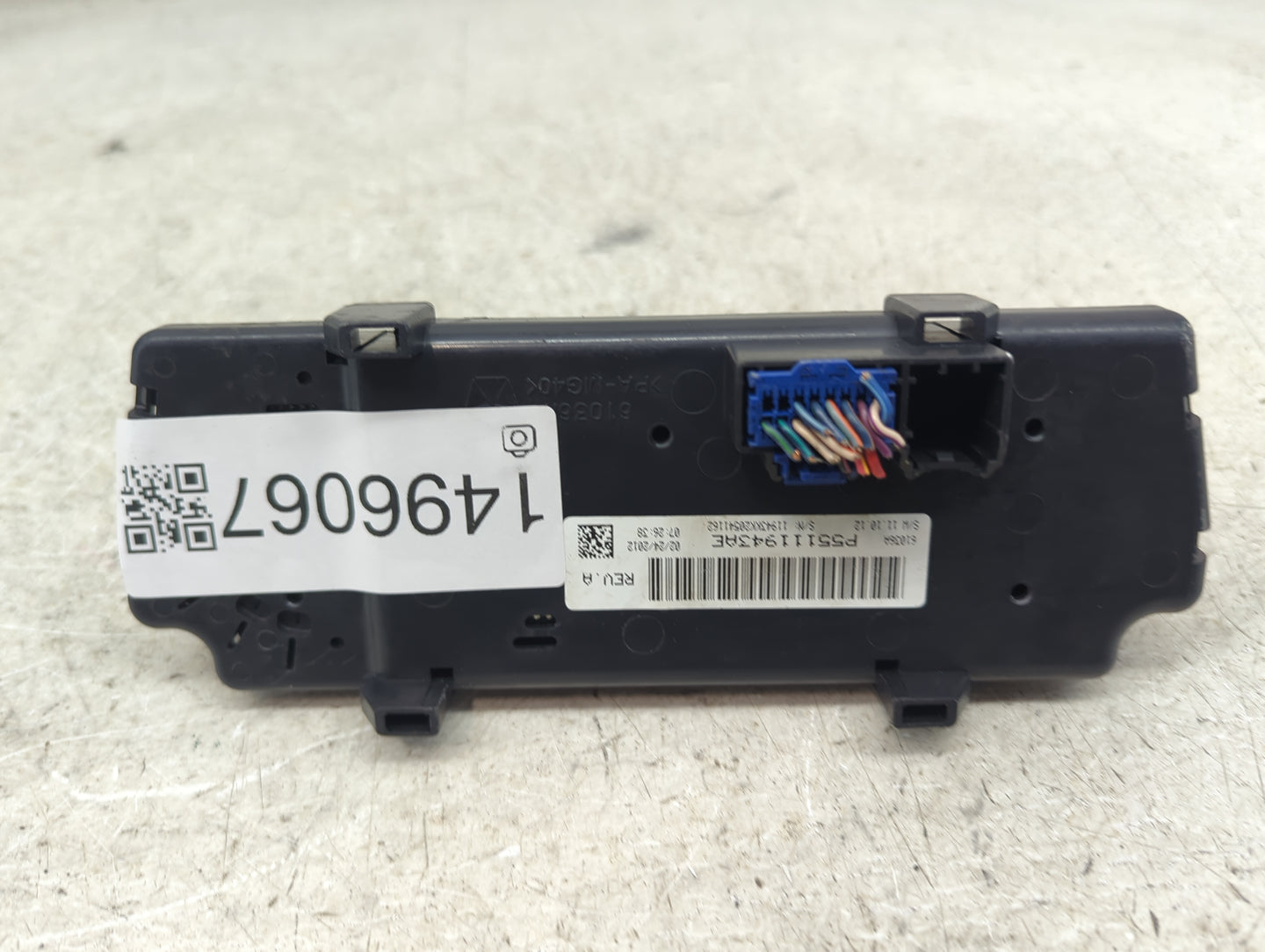 2012 Jeep Liberty Climate Control Module Temperature AC/Heater Replacement P/N:P55111943AE 55111943AE Fits OEM Used Auto Par