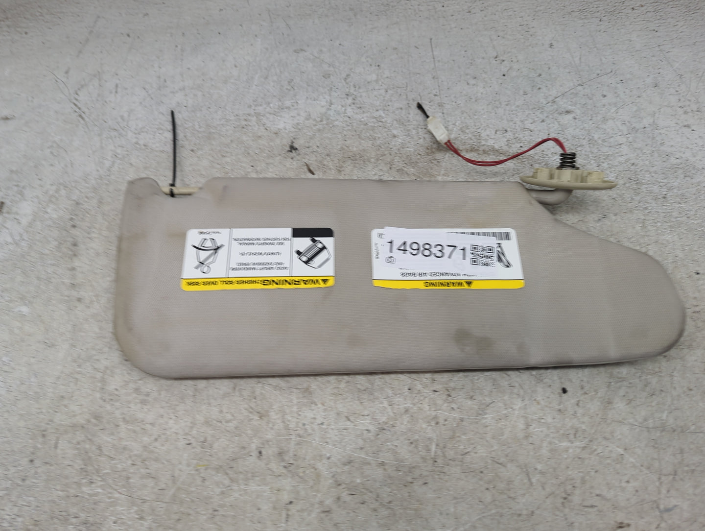 2008-2012 Jeep Liberty Sun Visor Shade Replacement Driver Left Mirror Fits Fits 2008 2009 2010 2011 2012 OEM Used Auto Parts