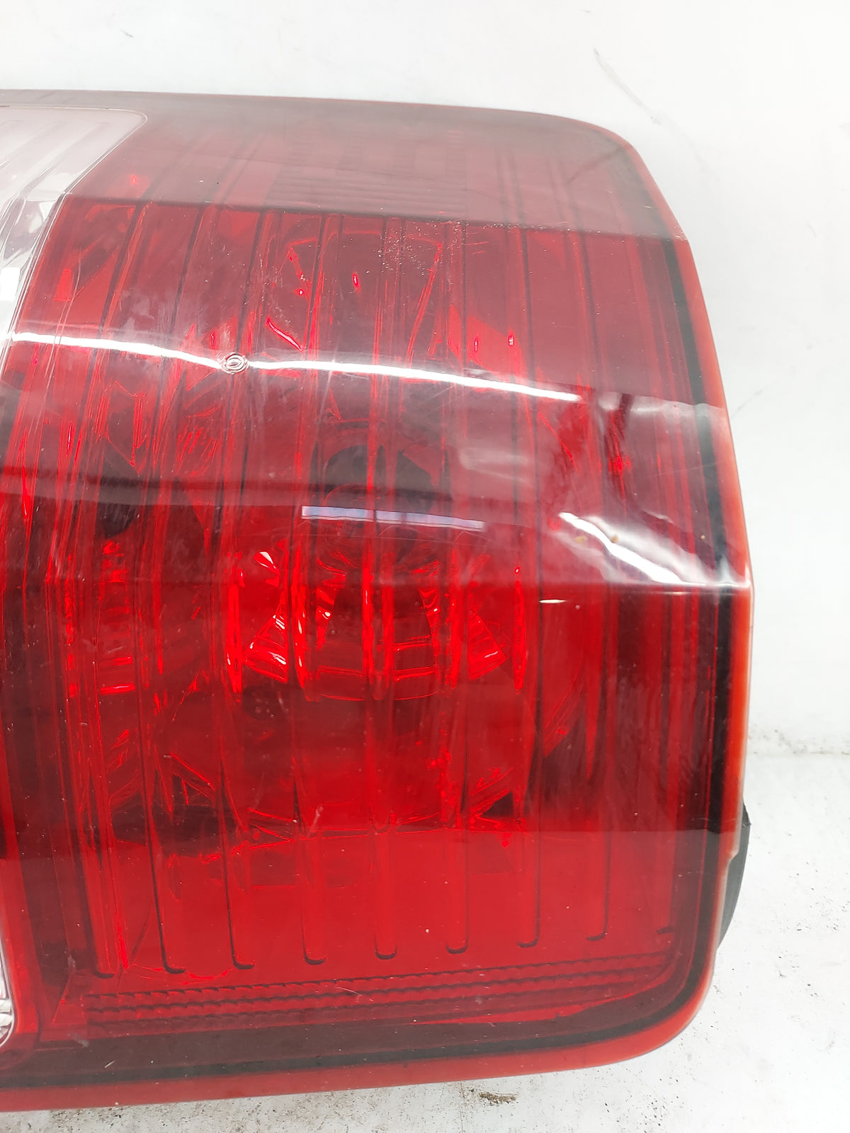 2012 Jeep Liberty Tail Light Assembly Driver Left OEM P/N:3157K P27/7W Fits OEM Used Auto Parts - Oemusedautoparts1.com