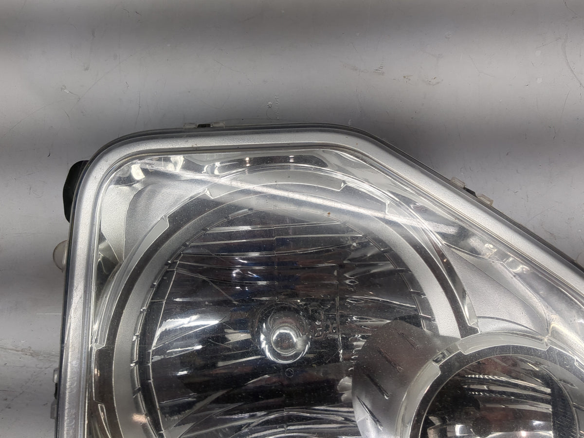 2012 Jeep Liberty Driver Left Oem Head Light Headlight Lamp 1501018 - Oemusedautoparts1.com