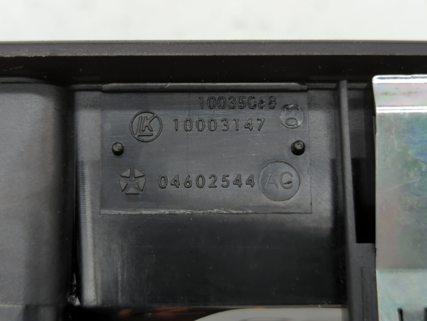 2012 Jeep Liberty Master Power Window Switch Replacement Driver Side Left P/N:04602544 Fits OEM Used Auto Parts - Oemusedaut