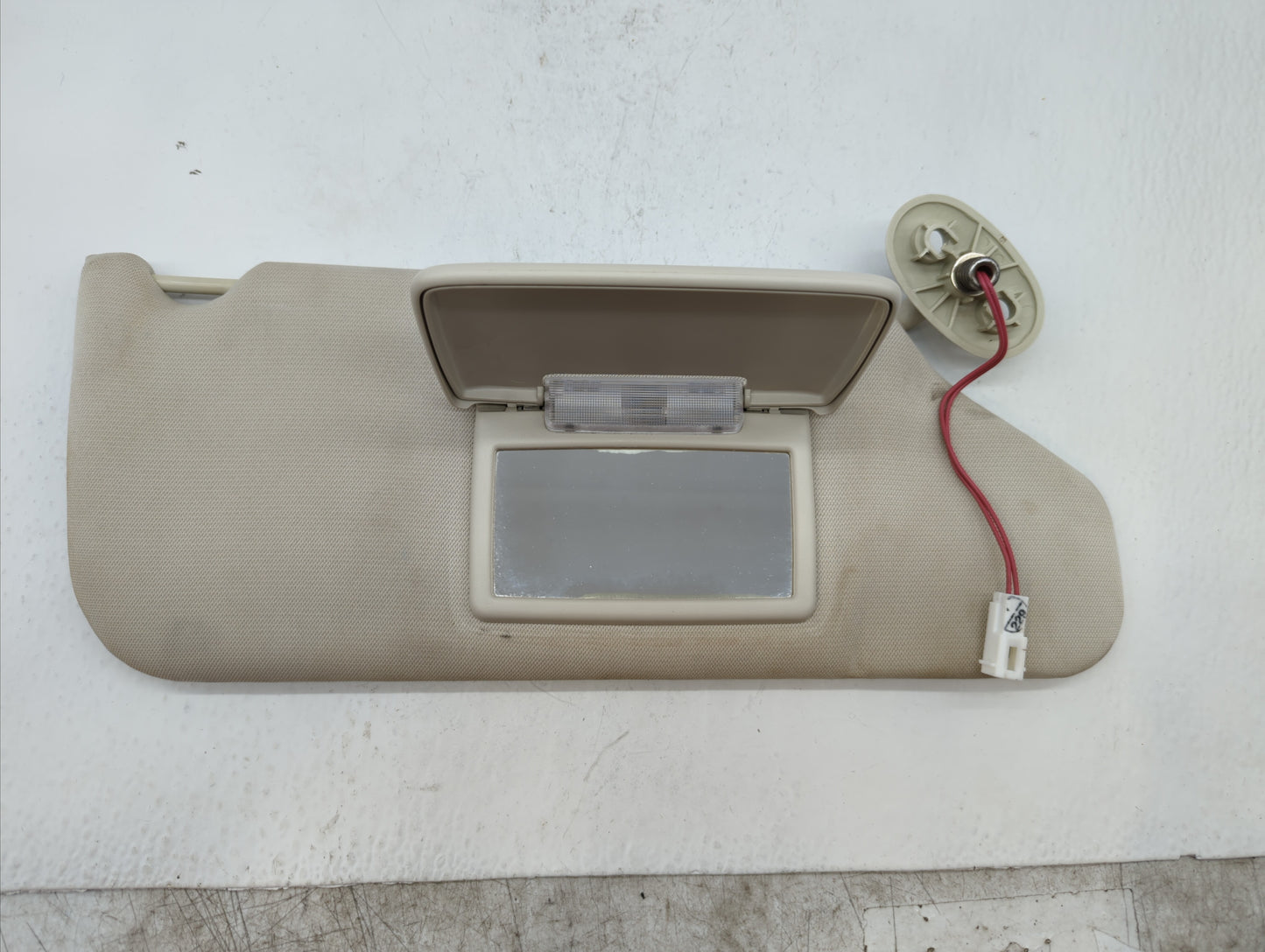 2008-2012 Jeep Liberty Sun Visor Shade Replacement Passenger Right Mirror Fits Fits 2008 2009 2010 2011 2012 OEM Used Auto P
