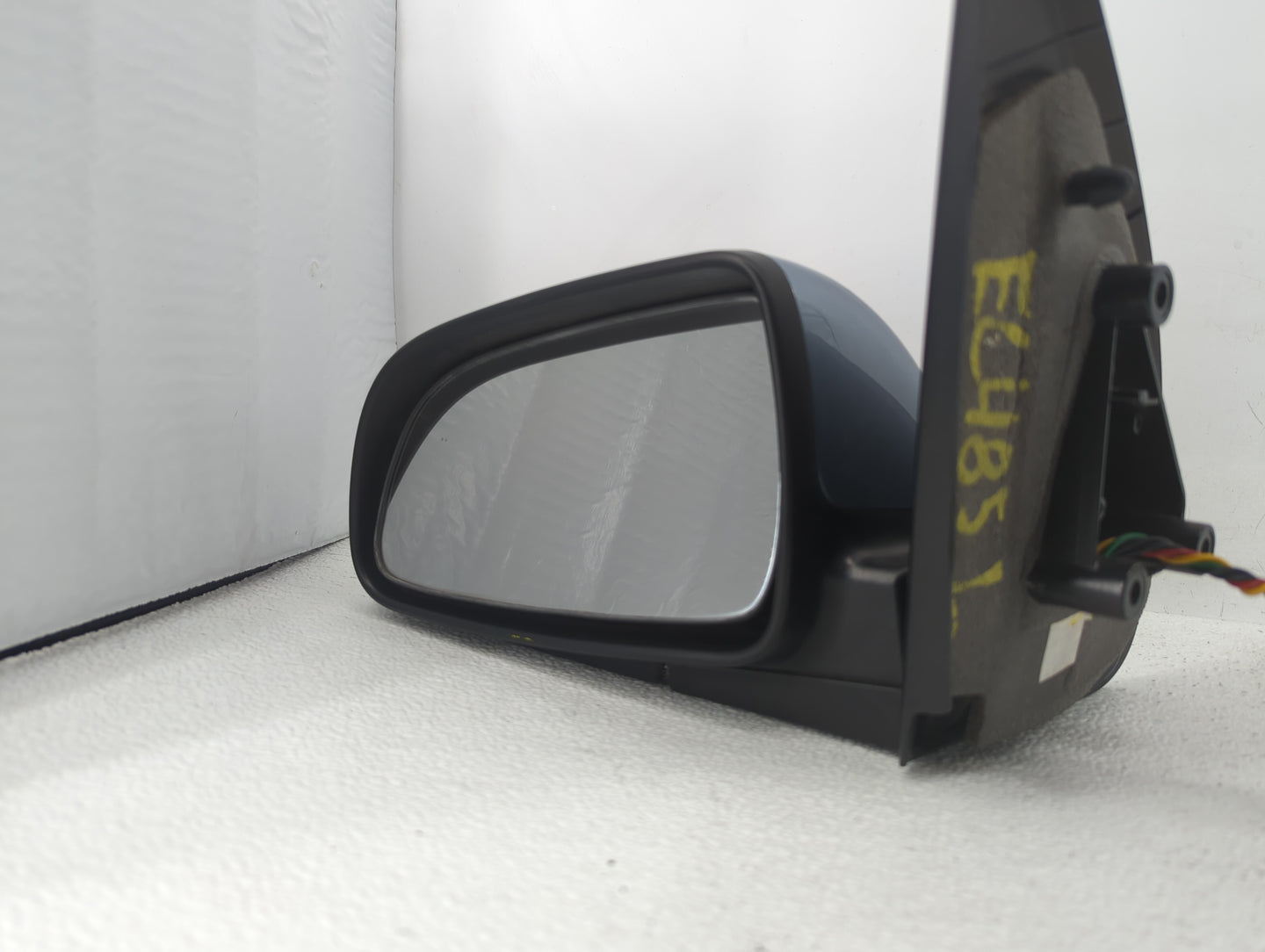 2008-2012 Jeep Liberty Driver Side View Mirror - Left Door Mirror OEM Used - Oemusedautoparts1.com