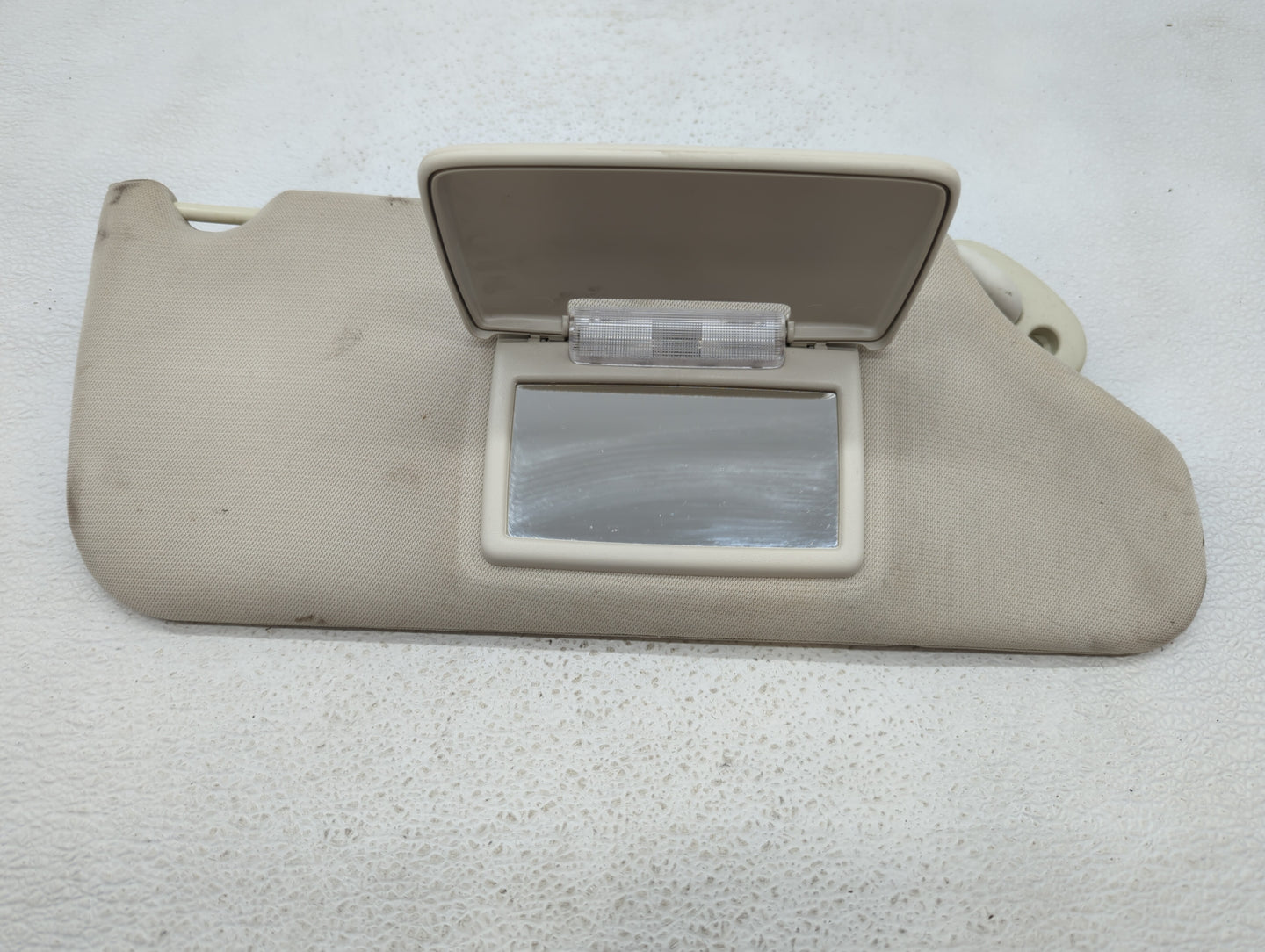 2008-2012 Jeep Liberty Sun Visor Shade Replacement Passenger Right Mirror Fits Fits 2008 2009 2010 2011 2012 OEM Used Auto P