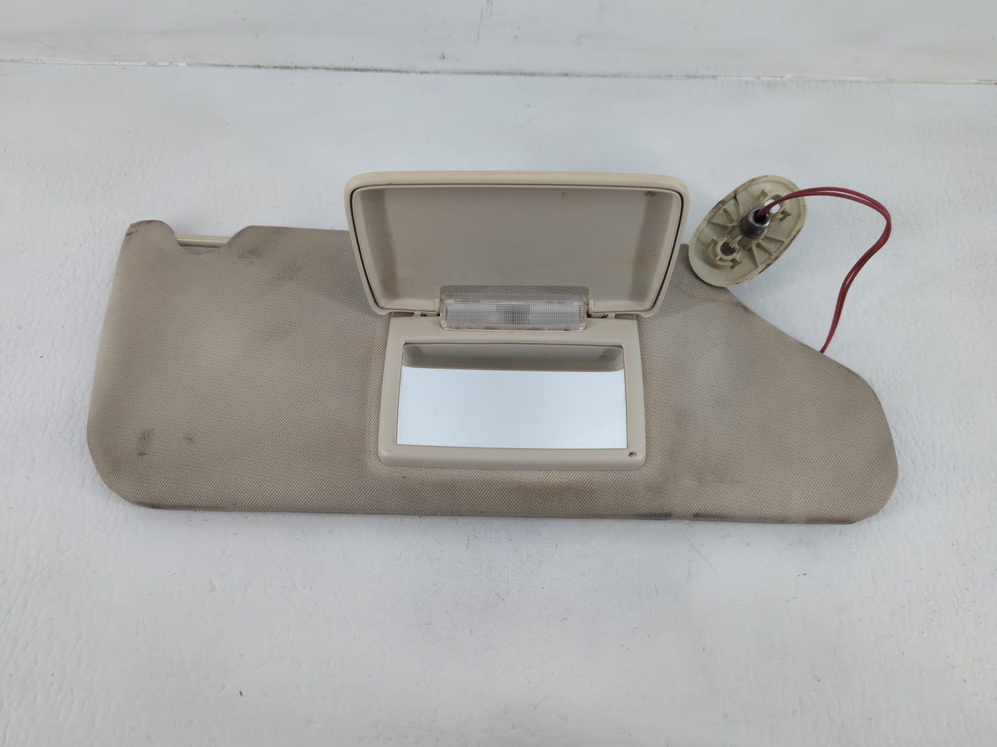 2008-2012 Jeep Liberty Sun Visor Shade Replacement Passenger Right Mirror Fits Fits 2008 2009 2010 2011 2012 OEM Used Auto P