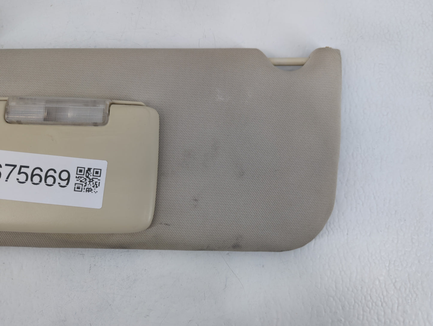 2008-2012 Jeep Liberty Sun Visor Shade Replacement Driver Left Mirror Fits Fits 2008 2009 2010 2011 2012 OEM Used Auto Parts