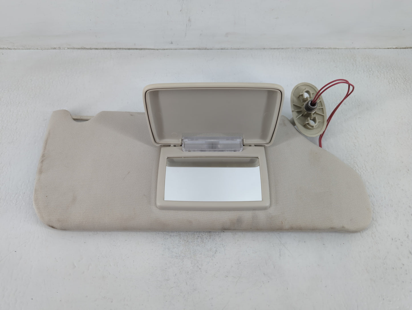 2008-2012 Jeep Liberty Sun Visor Shade Replacement Passenger Right Mirror Fits Fits 2008 2009 2010 2011 2012 OEM Used Auto P