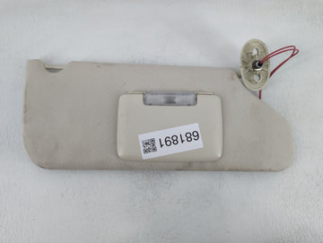 2008-2012 Jeep Liberty Sun Visor Shade Replacement Passenger Right Mirror Fits Fits 2008 2009 2010 2011 2012 OEM Used Auto Parts