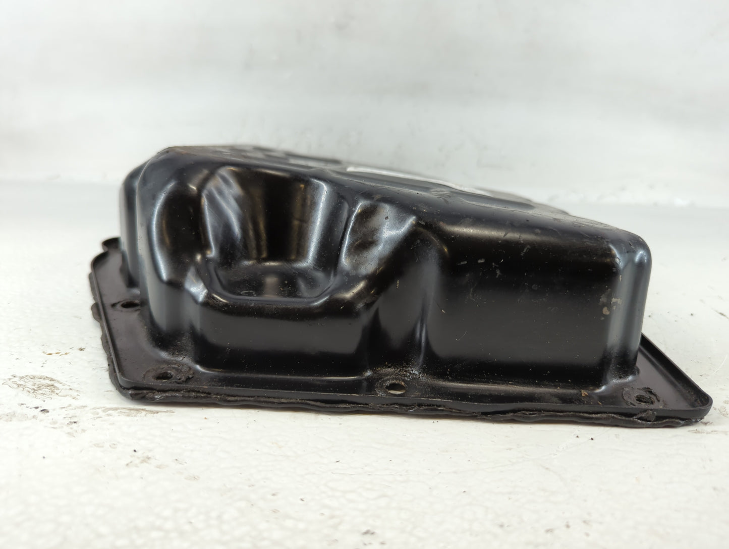2004-2012 Jeep Liberty Engine Oil Pan Fits Fits 2004 2005 2006 2007 2008 2009 2010 2011 2012 OEM Used Auto Parts - Oemusedau