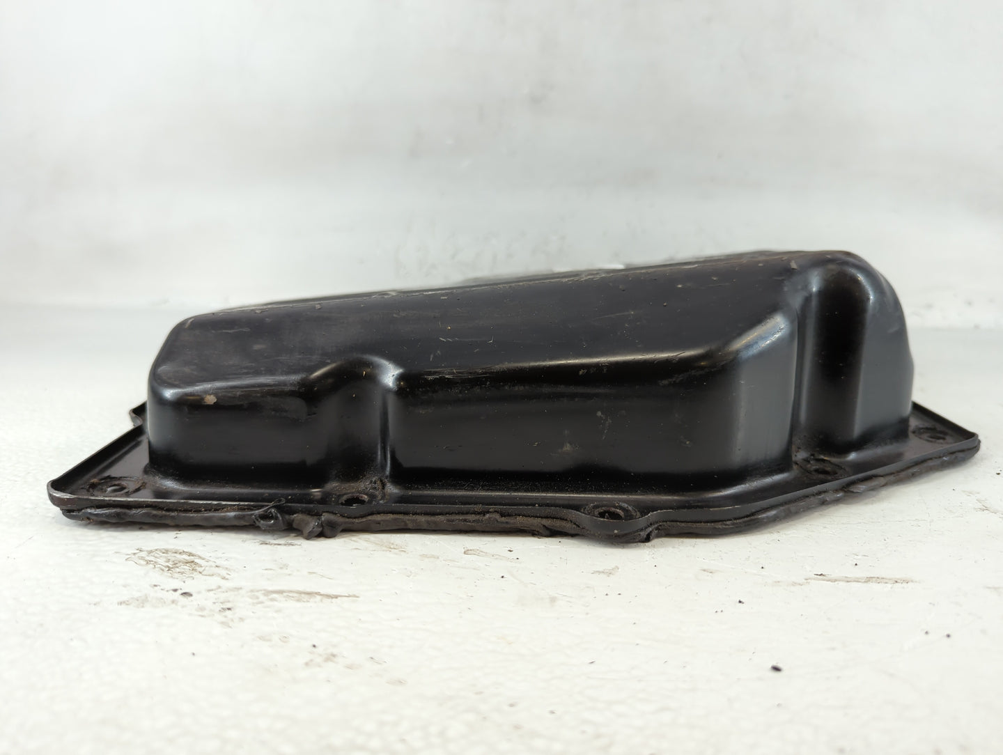 2004-2012 Jeep Liberty Engine Oil Pan Fits Fits 2004 2005 2006 2007 2008 2009 2010 2011 2012 OEM Used Auto Parts - Oemusedau