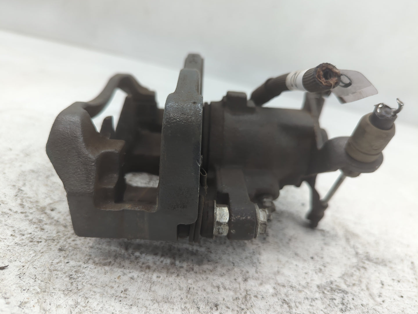 2008-2012 Jeep Liberty Front Driver Left Brake Caliper - Oemusedautoparts1.com