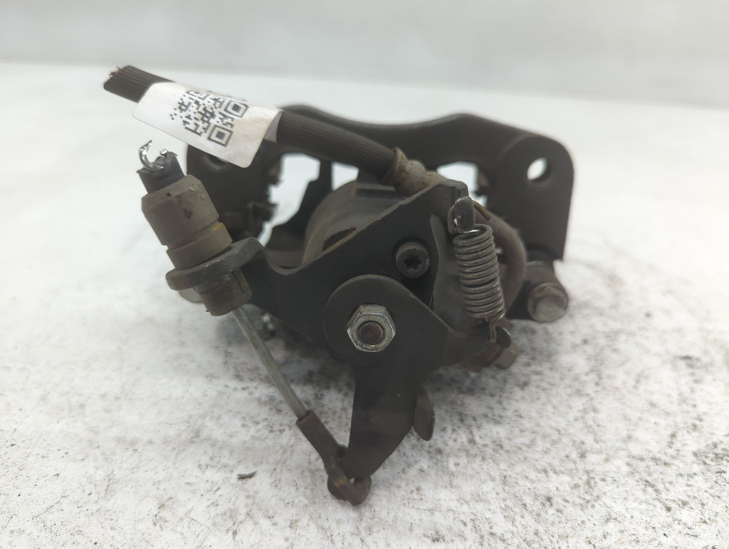2008-2012 Jeep Liberty Front Driver Left Brake Caliper - Oemusedautoparts1.com