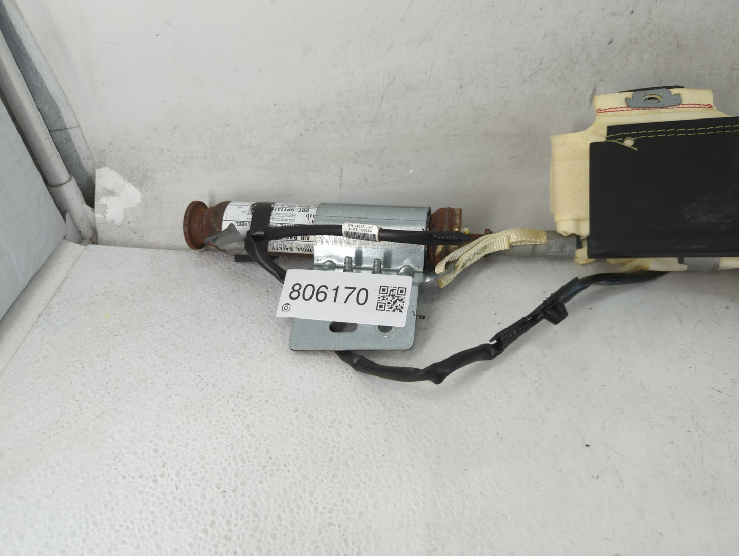 2012-2012 Jeep Liberty Driver Curtain Air Bag Oem - Oemusedautoparts1.com