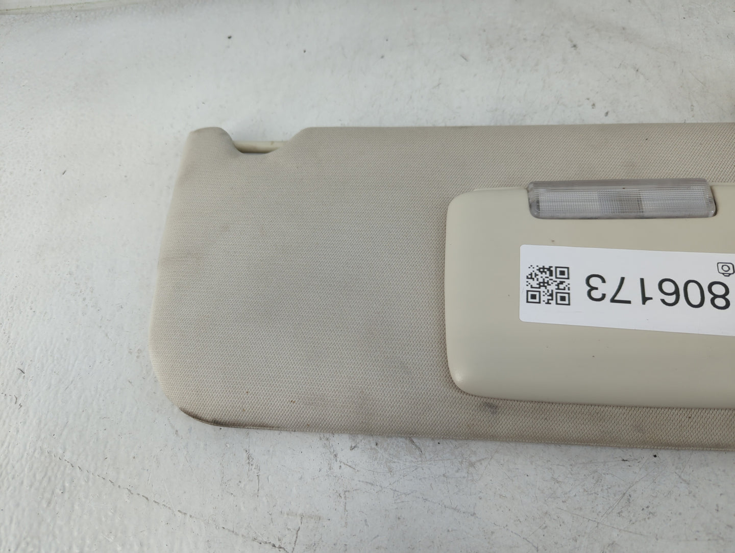 2008-2012 Jeep Liberty Sun Visor Shade Replacement Passenger Right Mirror Fits Fits 2008 2009 2010 2011 2012 OEM Used Auto P