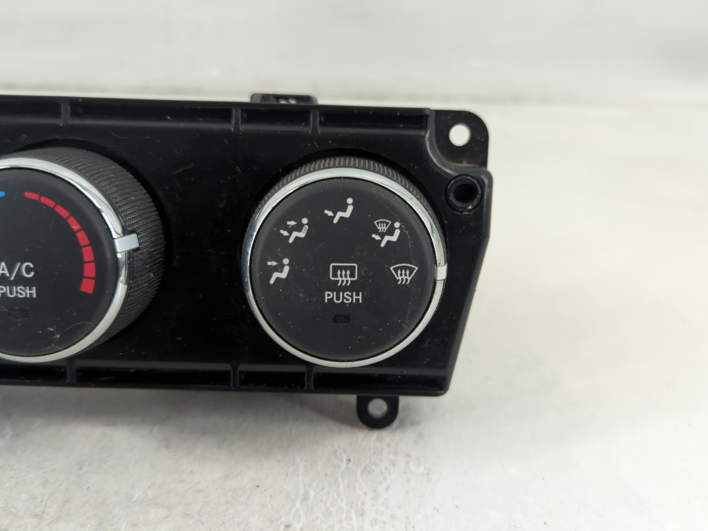 2012 Jeep Liberty Climate Control Module Temperature AC/Heater Replacement P/N:P55111943AE Fits OEM Used Auto Parts - Oemuse