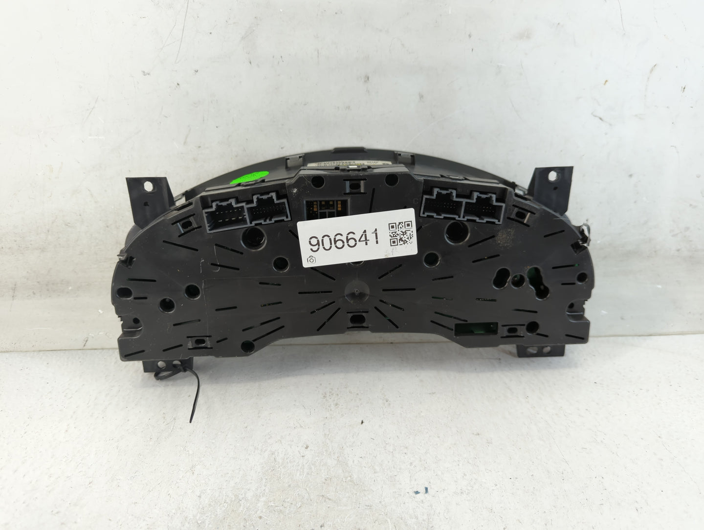 2012 Jeep Liberty Instrument Cluster Speedometer Gauges P/N:P05172921AE P0517291AE Fits OEM Used Auto Parts - Oemusedautopar