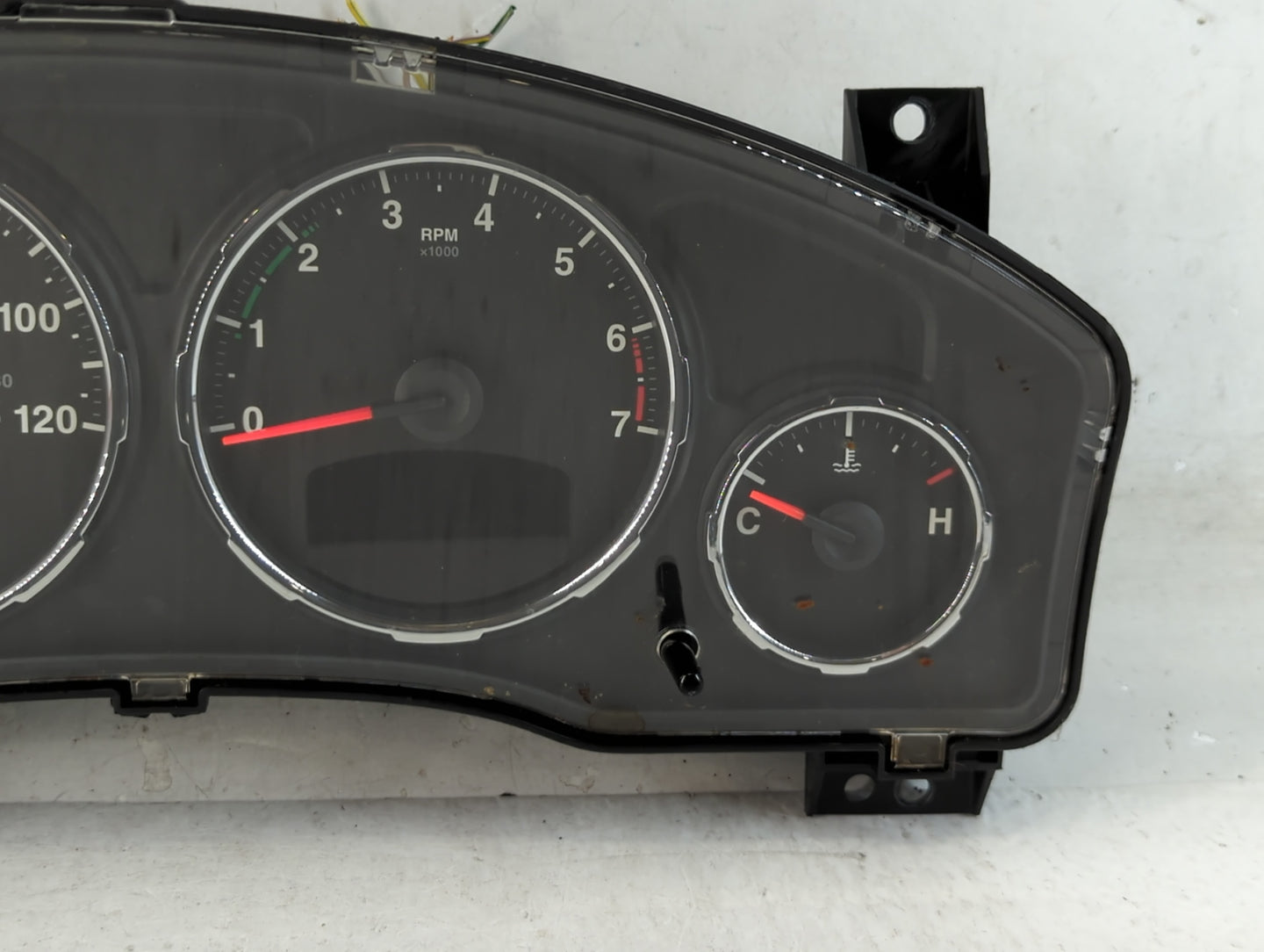 2012 Jeep Liberty Instrument Cluster Speedometer Gauges P/N:P05172920AE Fits OEM Used Auto Parts - Oemusedautoparts1.com