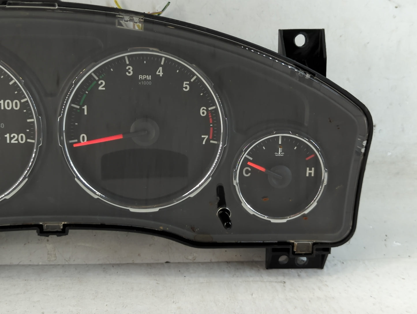 2012 Jeep Liberty Instrument Cluster Speedometer Gauges P/N:P05172920AE Fits OEM Used Auto Parts - Oemusedautoparts1.com