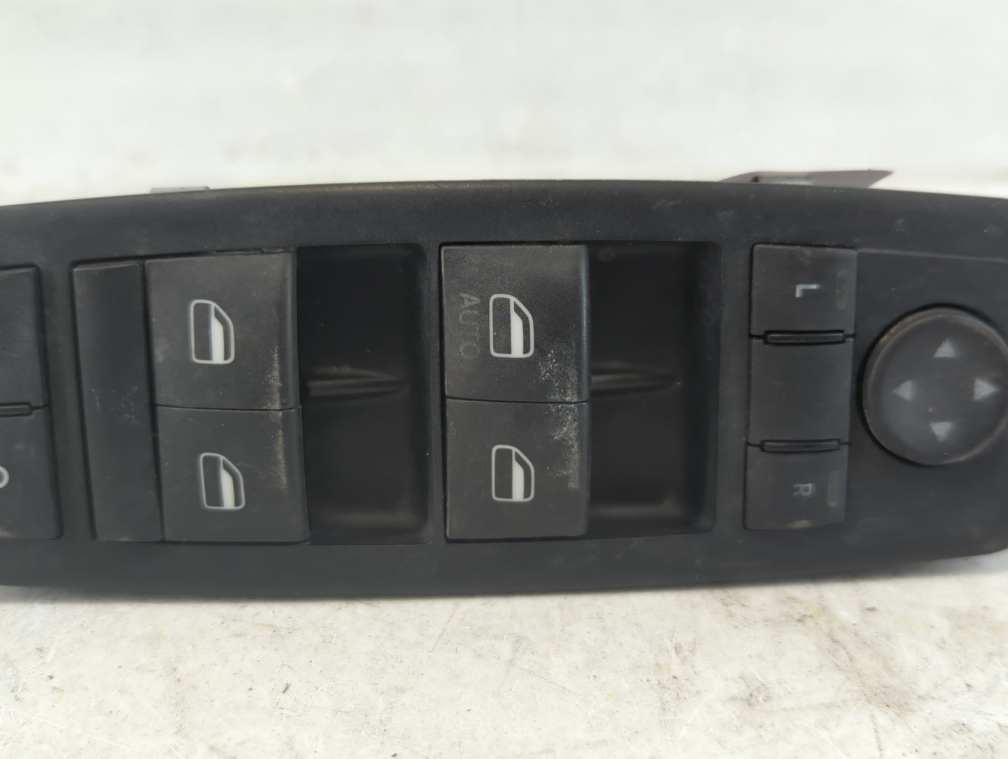 2008-2012 Jeep Liberty Master Power Window Switch Replacement Driver Side Left P/N:04602 533af Fits OEM Used Auto Parts - Oe