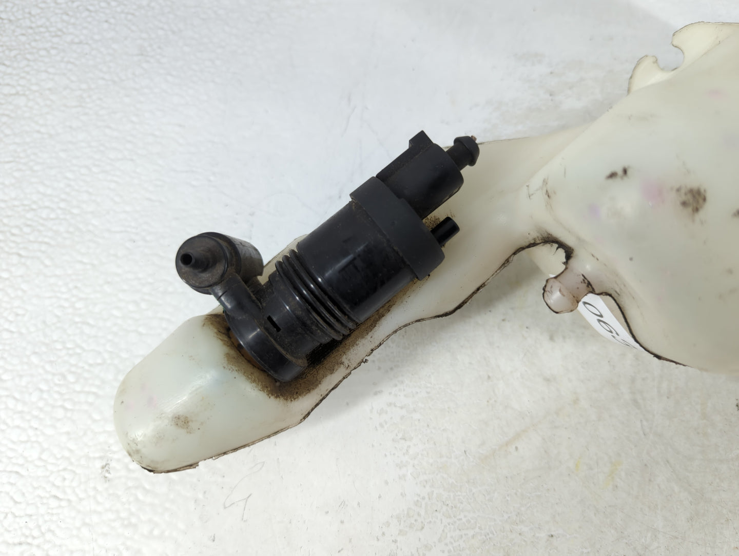 2007-2017 Jeep Patriot Windshield Washer Fluid Reservoir Bottle Oem - Oemusedautoparts1.com