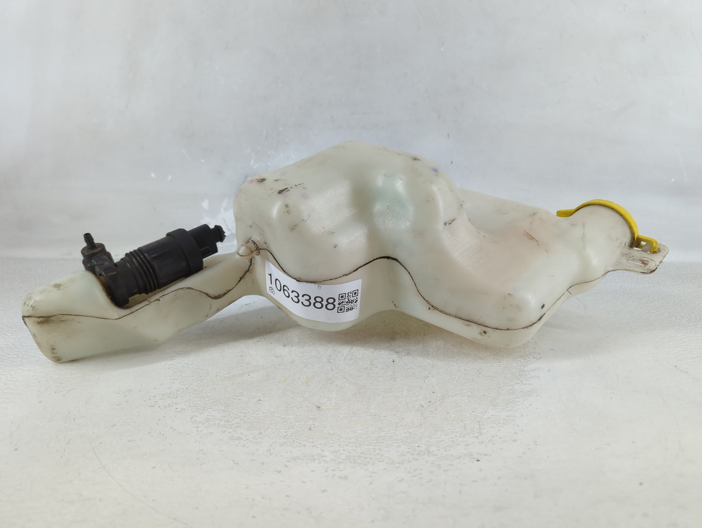 2007-2017 Jeep Patriot Windshield Washer Fluid Reservoir Bottle Oem - Oemusedautoparts1.com