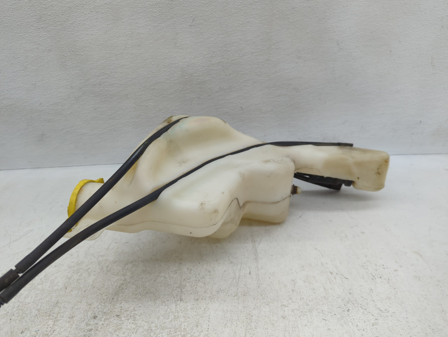 2007-2017 Jeep Patriot Windshield Washer Fluid Reservoir Bottle Oem - Oemusedautoparts1.com