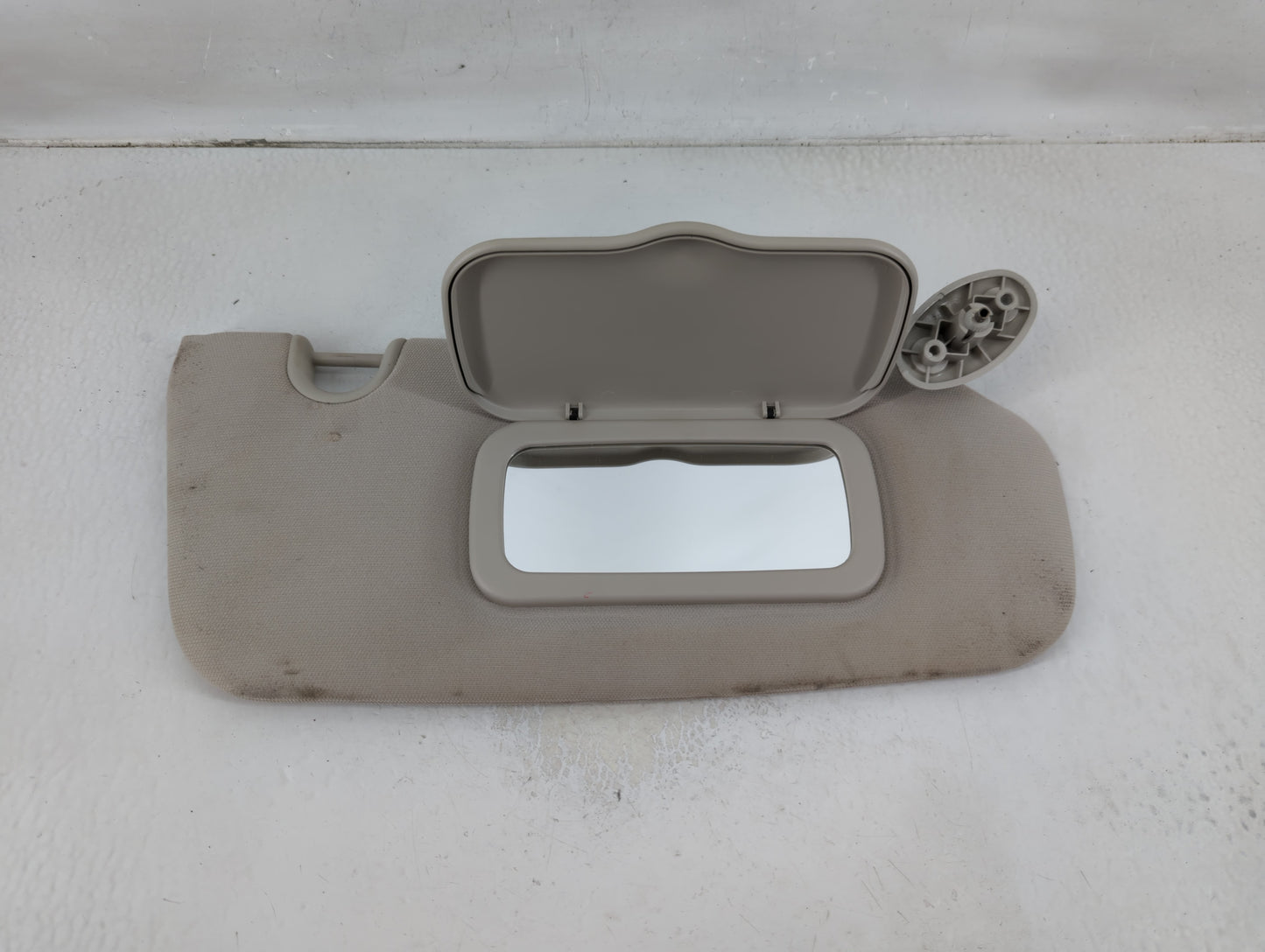 2010-2017 Jeep Patriot Sun Visor Shade Replacement Passenger Right Mirror Fits Fits 2010 2011 2012 2013 2014 2015 2016 2017 
