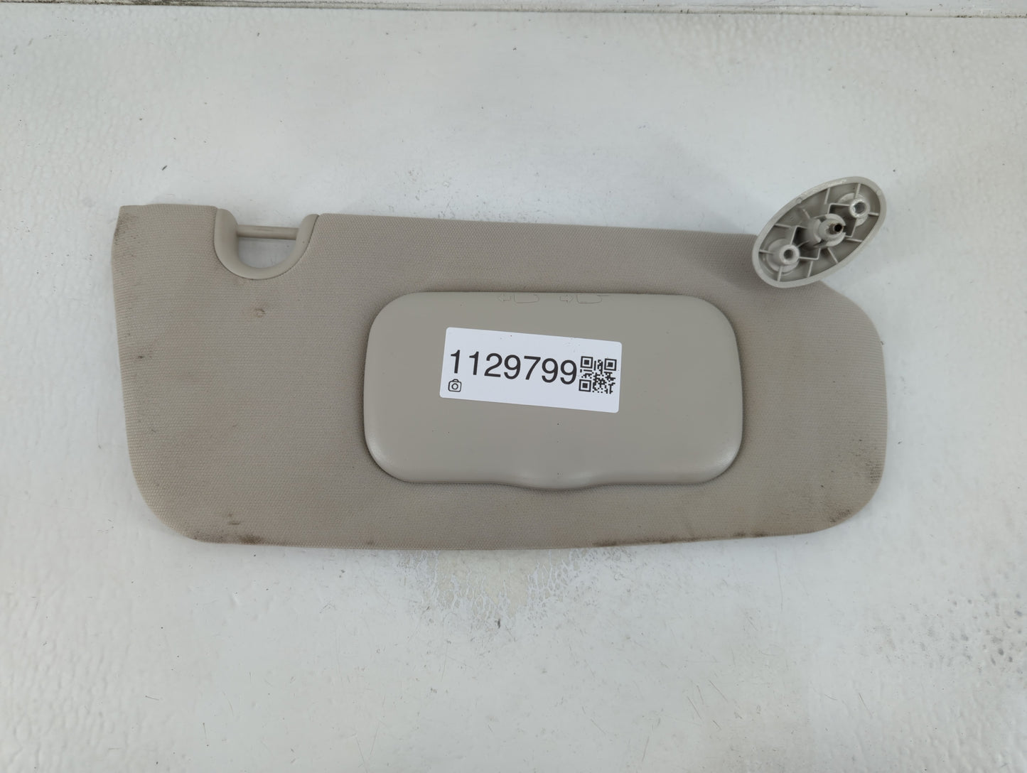 2010-2017 Jeep Patriot Sun Visor Shade Replacement Passenger Right Mirror Fits Fits 2010 2011 2012 2013 2014 2015 2016 2017 