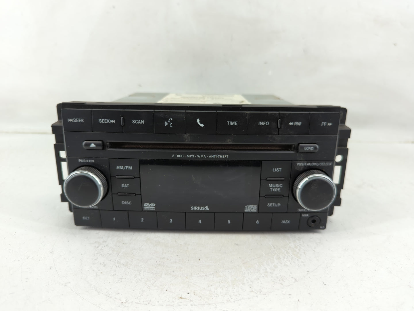 2011-2012 Jeep Patriot Radio AM FM Cd Player Receiver Replacement P/N:05064949AG Fits Fits 2011 2012 OEM Used Auto Parts - O