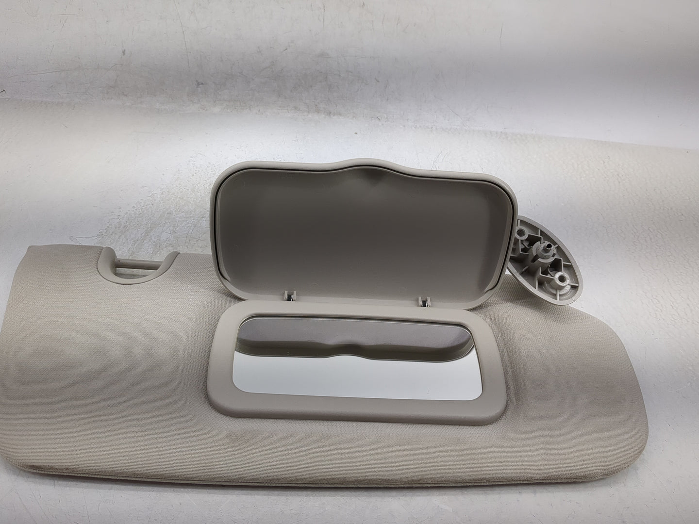 2010-2017 Jeep Patriot Sun Visor Shade Replacement Passenger Right Mirror Fits Fits 2010 2011 2012 2013 2014 2015 2016 2017 