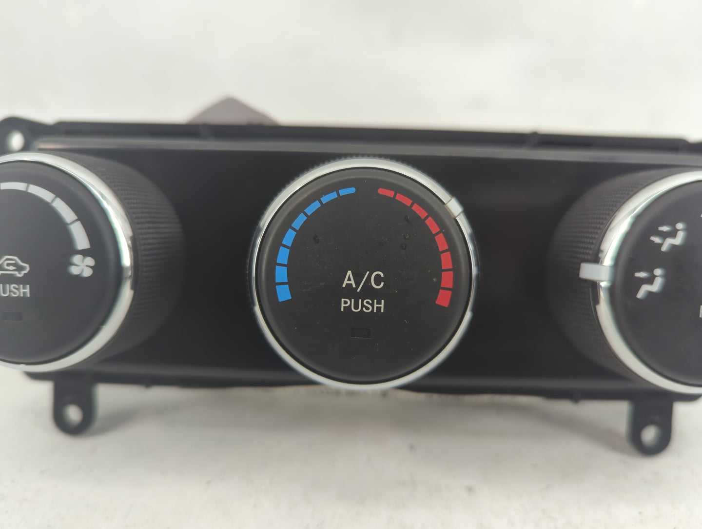 2011-2017 Jeep Patriot Climate Control Module Temperature AC/Heater Replacement P/N:55111278AD Fits OEM Used Auto Parts - Oe